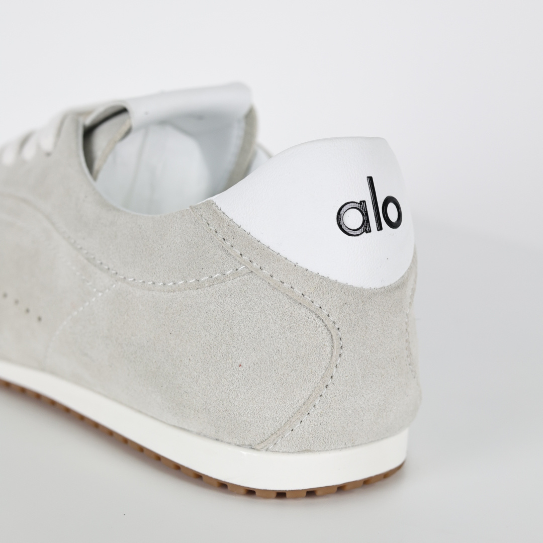 340 Alo Yoga 最新爆款Sunset Sneaker系列 休闲 运动鞋 老钱风 系带 阿甘鞋 德训鞋-Chinese UA Cheap High Quatity Brand Clothes Bags handbags Sneakers wholesale wholesaler seller from China Factory suppliers Fashion Clothing Shoes best Quality Beautiful Price 340 Alo Yoga 最新爆款Sunset Sneaker系列 休闲 运动鞋 老钱风 系带 阿甘鞋 德训鞋