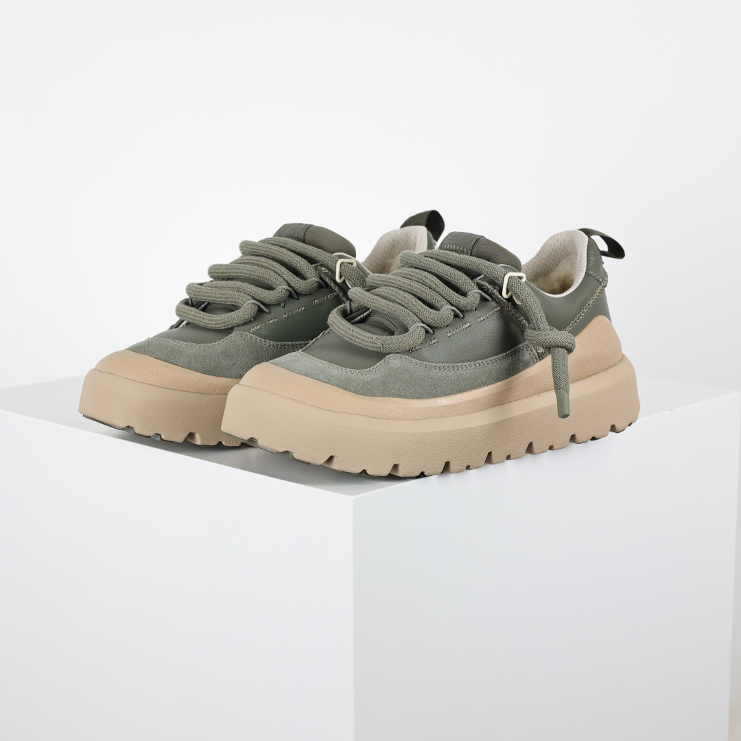 X1 全网最齐 ugg 130个配色 市面顶级版本 UGG 25款 王一博二代系列 绿色4cm厚底 X1 全网最齐 ugg 130个配色 市面顶级版本 UGG 25款 王一博二代系列 绿色4cm厚底