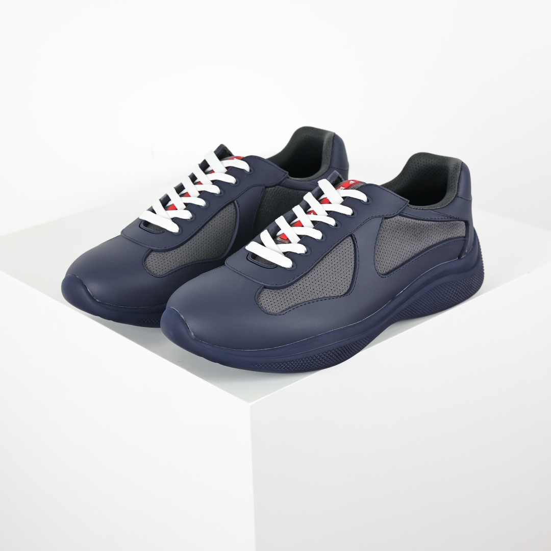 高端品质 官网经典爆款上市 百年不过时 潮牌 （普拉达PRADA）主推爆款 前卫百搭时尚男鞋