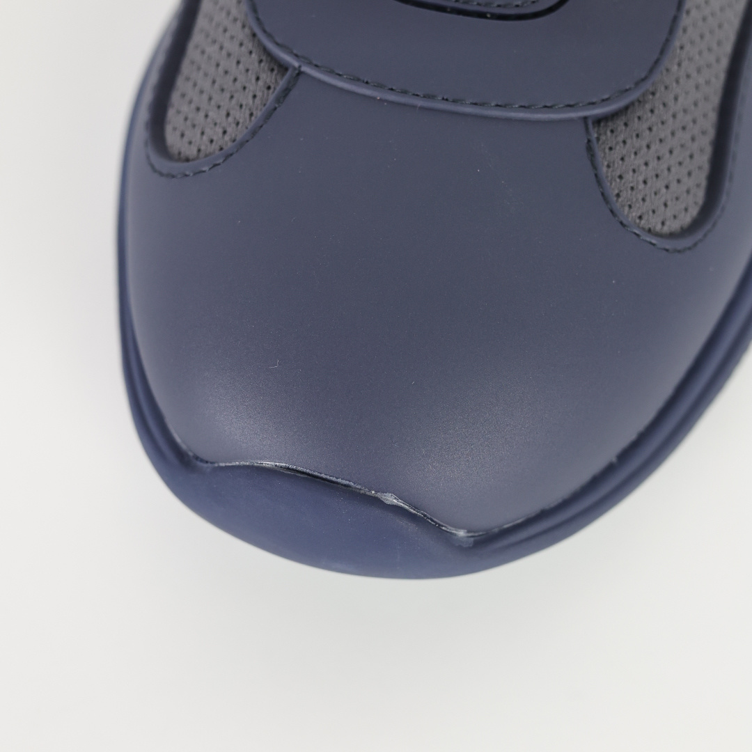 高端品质 官网经典爆款上市 百年不过时 潮牌 （普拉达PRADA）主推爆款 前卫百搭时尚男鞋