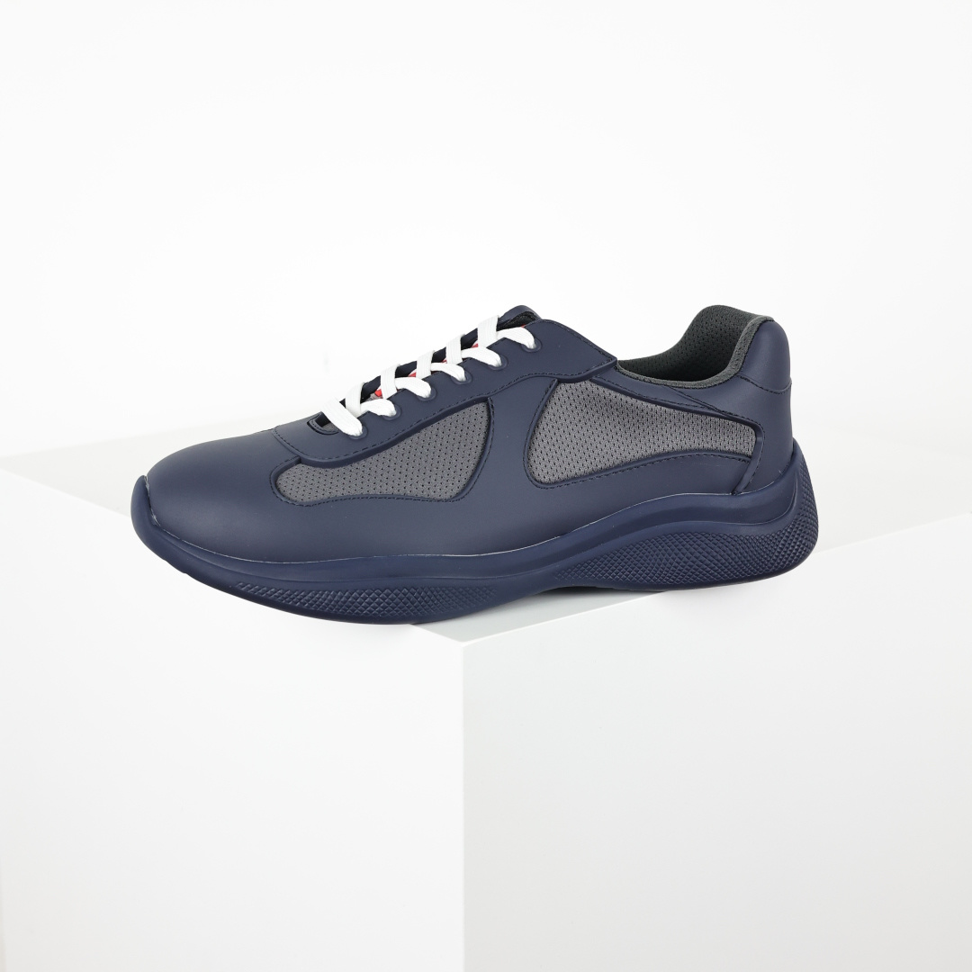 高端品质 官网经典爆款上市 百年不过时 潮牌 （普拉达PRADA）主推爆款 前卫百搭时尚男鞋