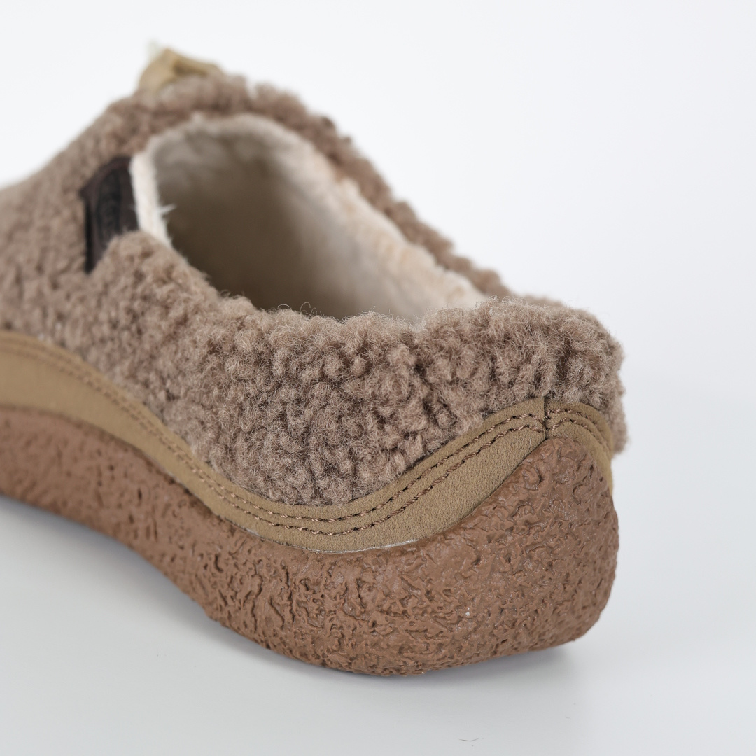 KEEN科恩 Howser 3 Slide 保暖舒适 户外日常 厚底一脚蹬 防滑耐磨 低帮休闲鞋 KEEN科恩 Howser 3 Slide 保暖舒适 户外日常 厚底一脚蹬 防滑耐磨 低帮休闲鞋