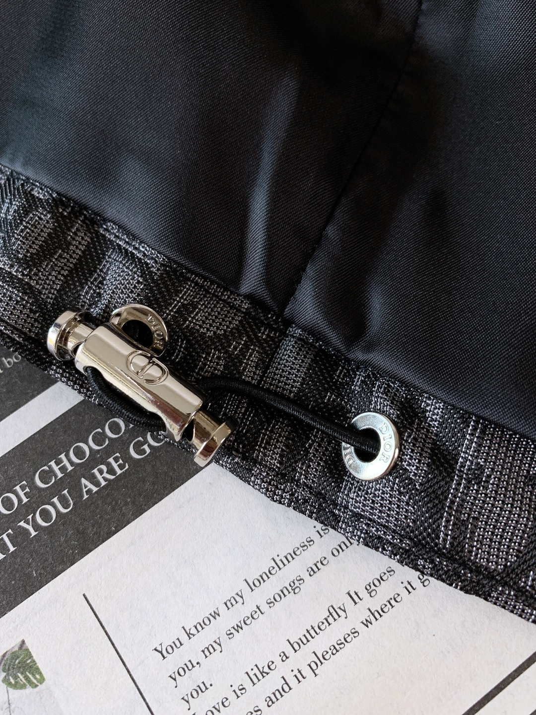 Dior Homme 迪奥·桀傲 2025FW早秋新品 Oblique提花连帽夹克。甄选蓝色塔夫绸科技提