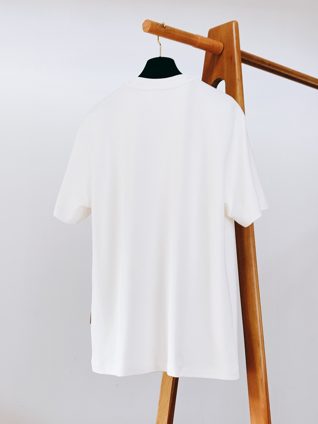 LouisVuitton 路易威登 2025FW秋冬新品 加厚打底T恤。加厚软棉面料，贴肤像裹了层暖云，