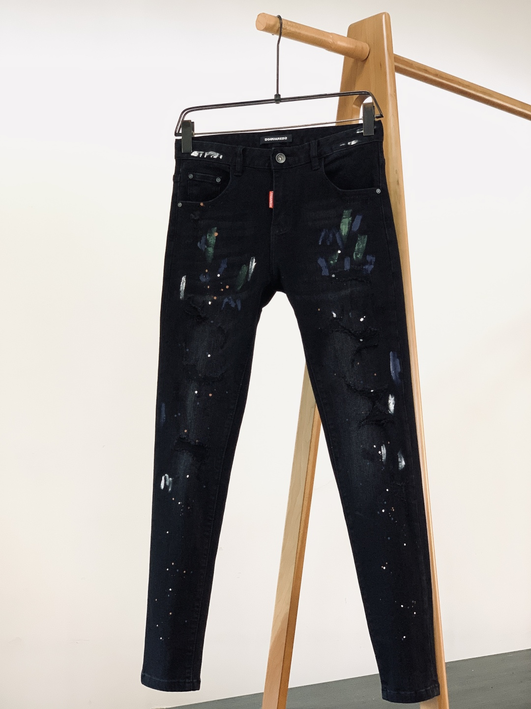 DSQUARED2 D二次方 2025FW秋冬新品 破洞泼墨工艺休闲牛仔裤👖，独爱这一条，弹力加倍的牛仔
