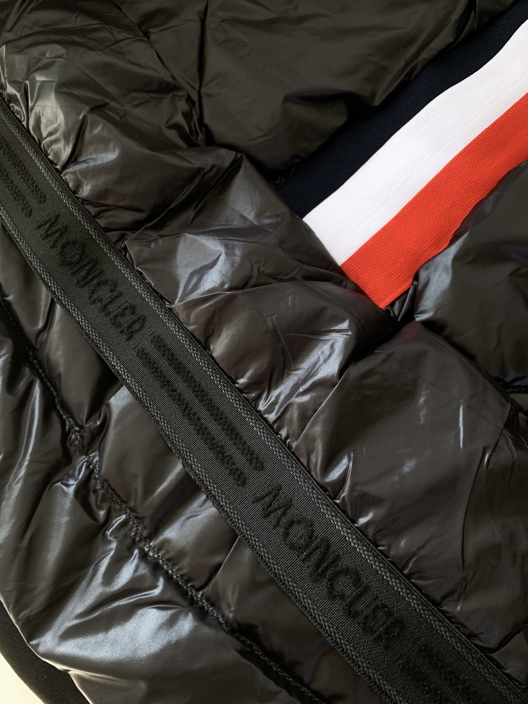 Moncler 蒙口 recco防雪崩搜救系列户外功能性羽绒服，贸易公司渠道货，殿堂级真品，业界罕见神品
