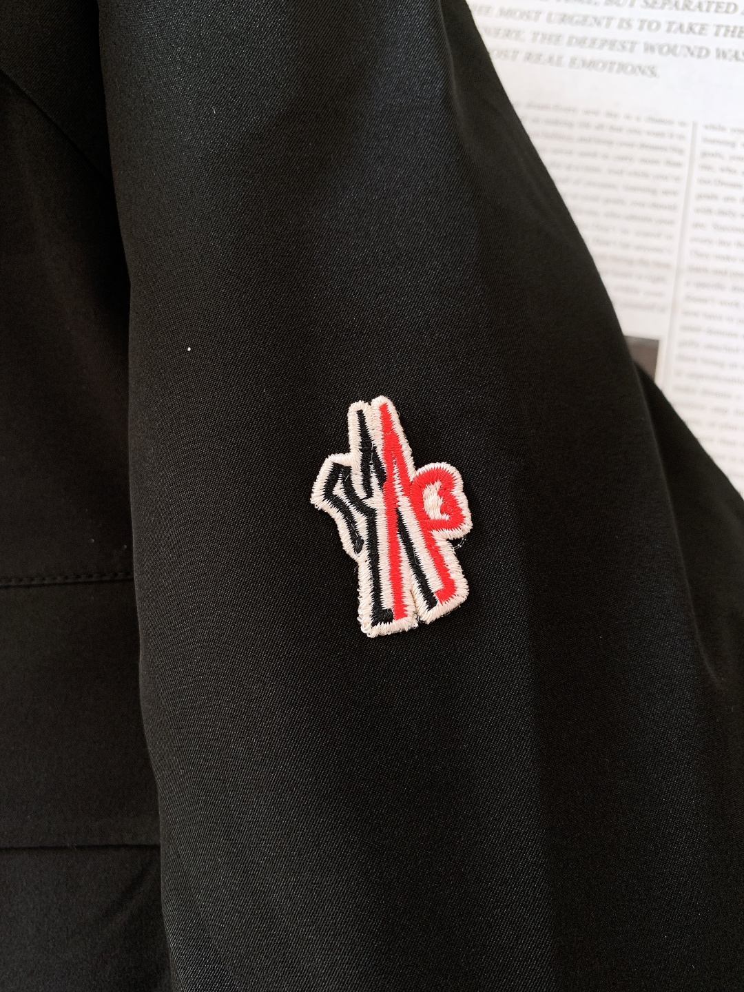 Moncler 蒙口 recco防雪崩搜救系列户外功能性羽绒服，贸易公司渠道货，殿堂级真品，业界罕见神品