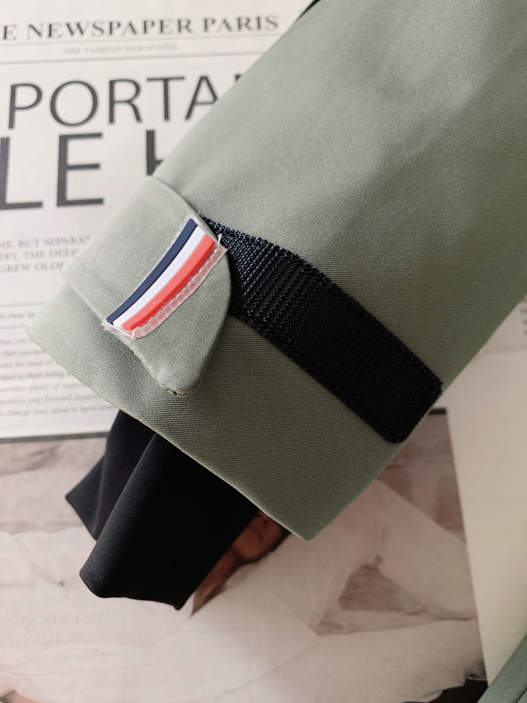 Moncler 蒙口 recco防雪崩搜救系列户外功能性羽绒服，贸易公司渠道货，殿堂级真品，业界罕见神品