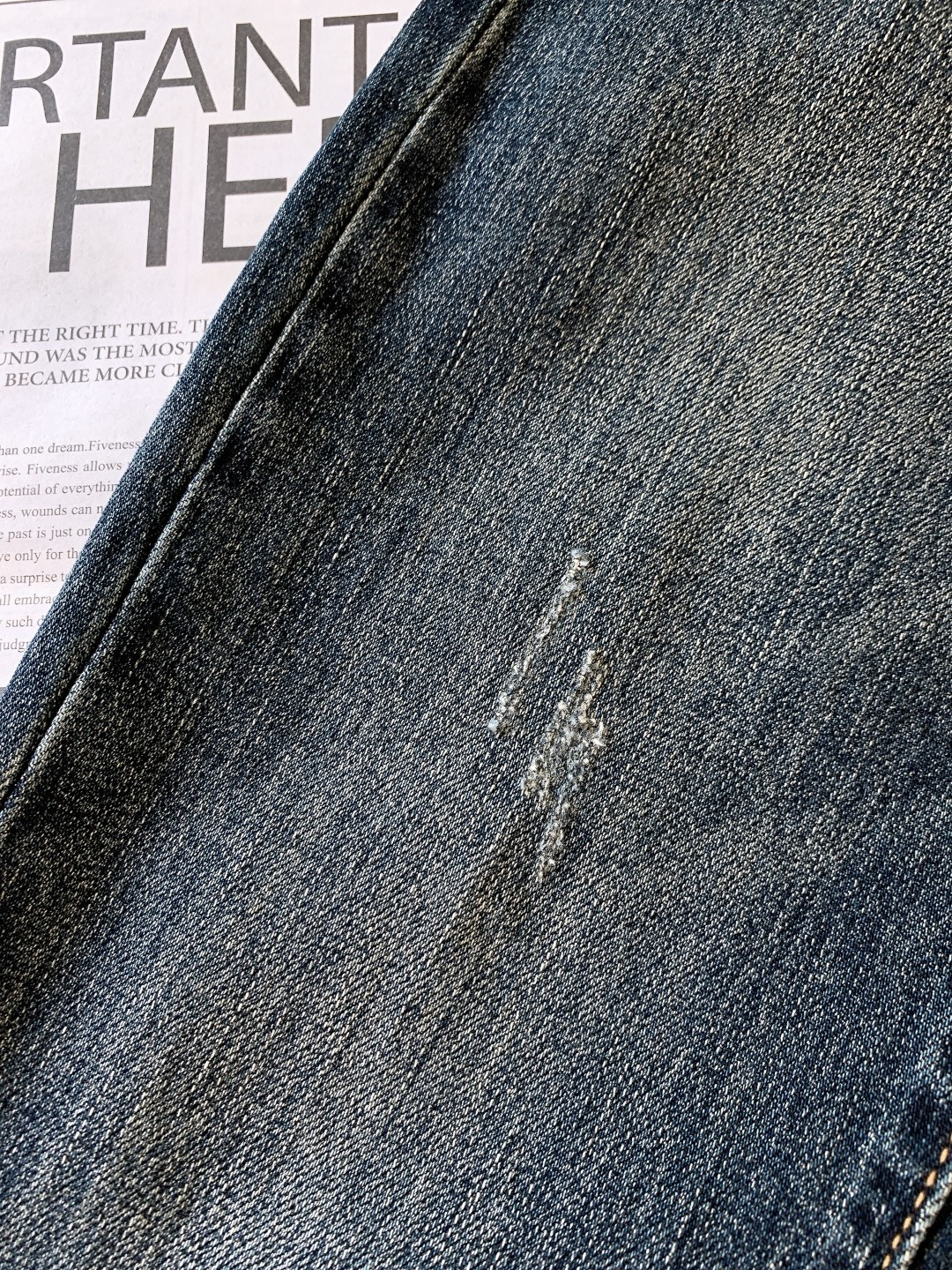 LouisVuitton 路易威登 2025FW秋冬新品 高级时装感 进口牛仔面料 , 洗水牛仔裤。面料