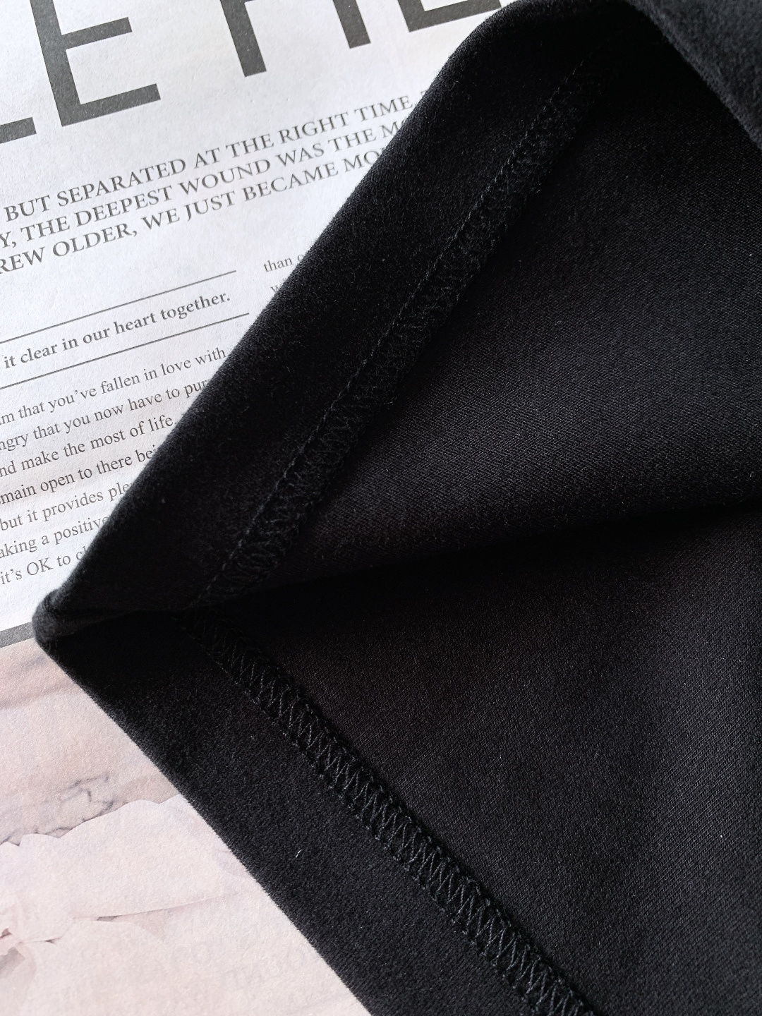 Dior Homme 迪奥·桀傲 2025FW秋冬新品 基础款短袖。经典黑白两色，圆领+极简版型，不挑身