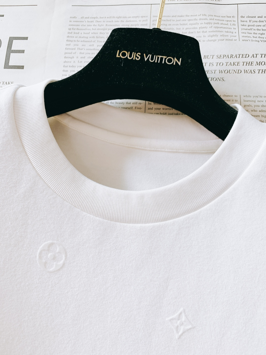 LouisVuitton 路易威登 2025FW秋冬新品 加厚打底T恤。加厚软棉面料，贴肤像裹了层暖云，