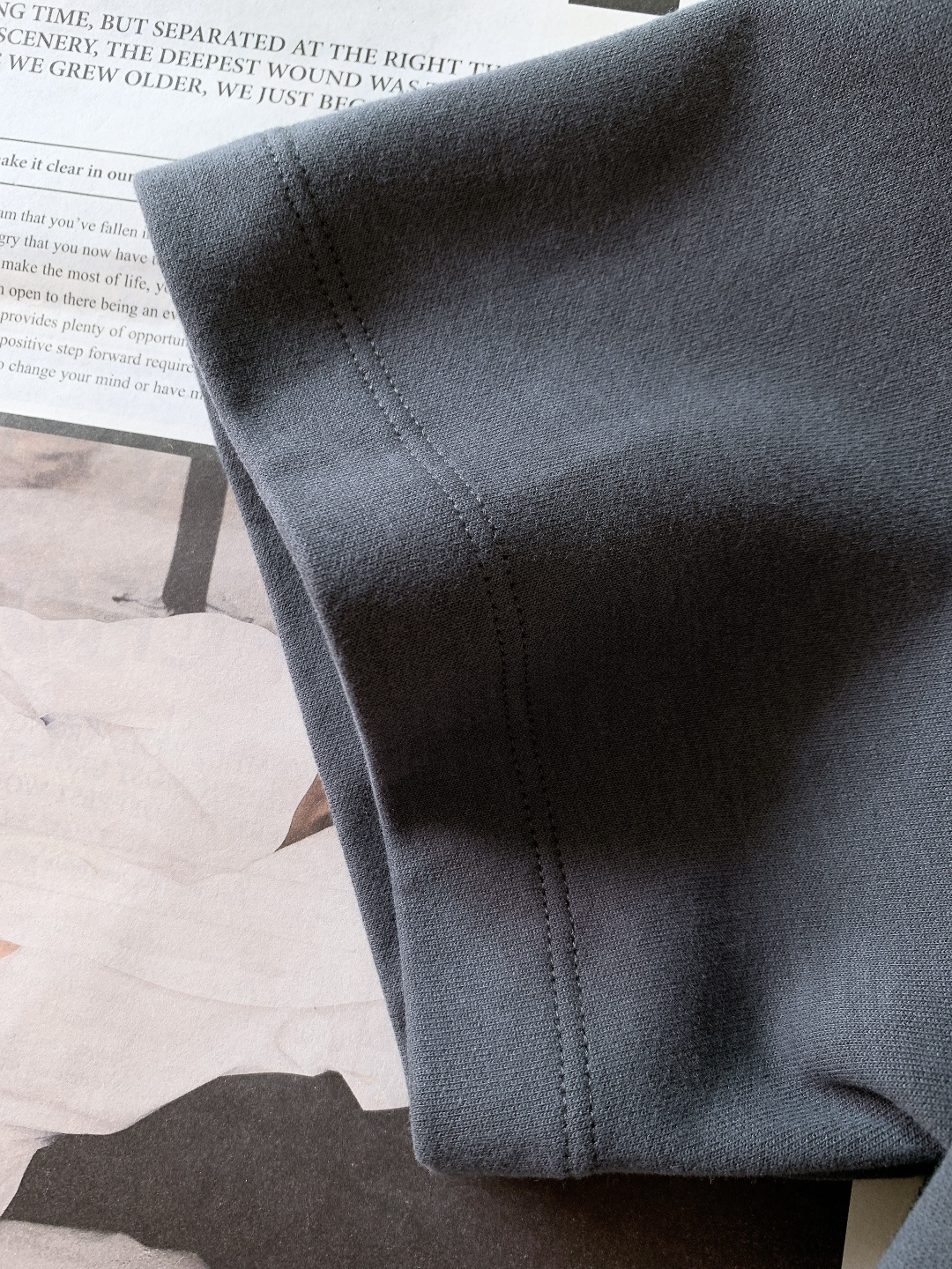 LouisVuitton 路易威登 2025FW秋冬新品 加厚打底T恤。加厚软棉面料，贴肤像裹了层暖云，