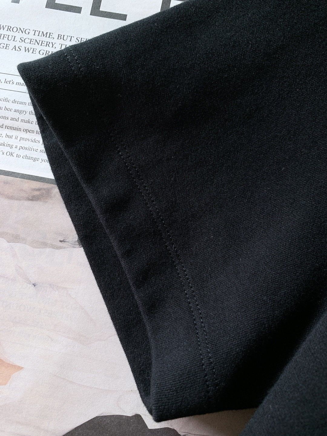 LouisVuitton 路易威登 2025FW秋冬新品 加厚打底T恤。加厚软棉面料，贴肤像裹了层暖云，