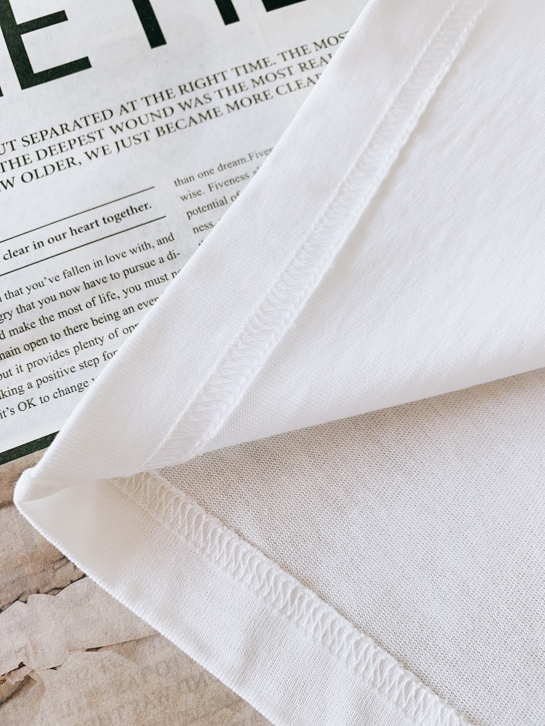 Hale Boss 2025FW秋冬新品 刺绣打底短袖。黑白两色+oversize版型，不挑身材还能藏肉