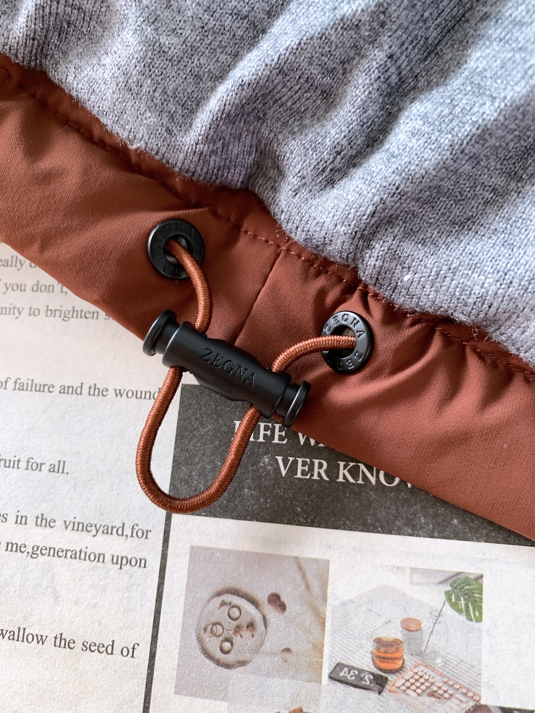 Ermenegildo Zegna 杰尼亚 2025FW秋冬新品 轻薄款羽绒服，冬日质感之选。内里填充9