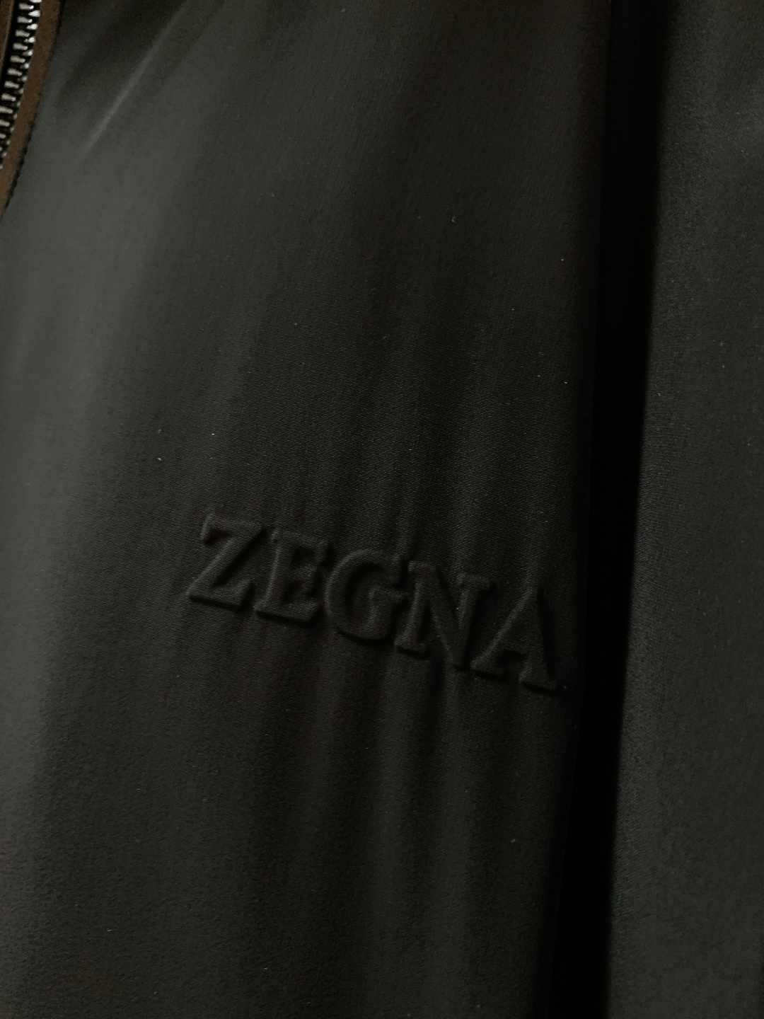 Ermenegildo Zegna 杰尼亚 2025FW秋冬新品 轻薄款羽绒服，冬日质感之选。内里填充9