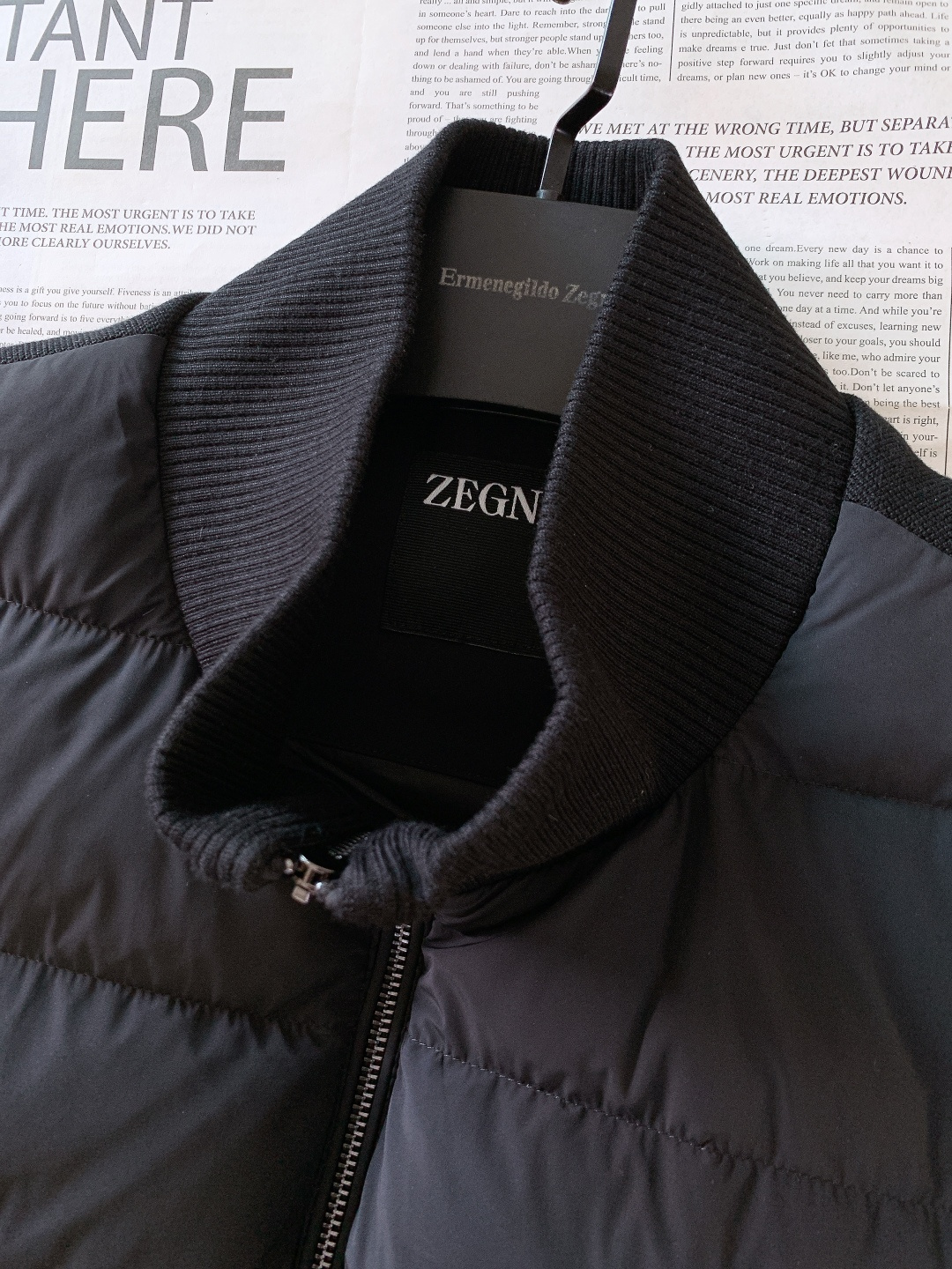Ermenegildo Zegna 杰尼亚 2025FW秋冬新品休闲羽绒马甲，秋冬叠穿的“隐形王者”。•