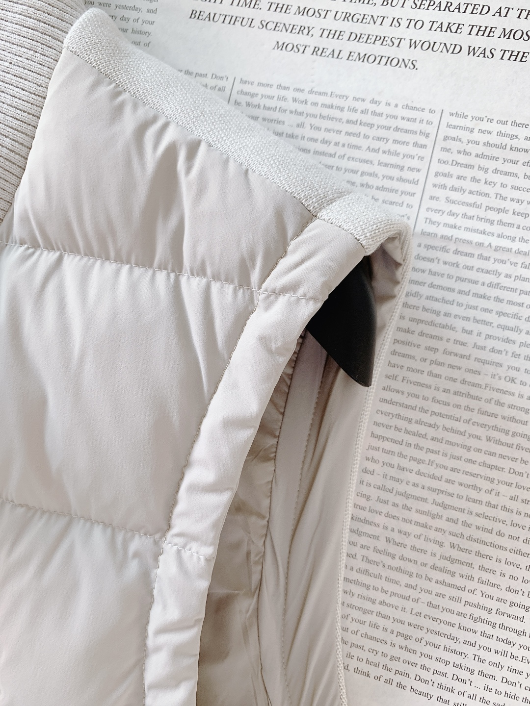 Ermenegildo Zegna 杰尼亚 2025FW秋冬新品休闲羽绒马甲，秋冬叠穿的“隐形王者”。•