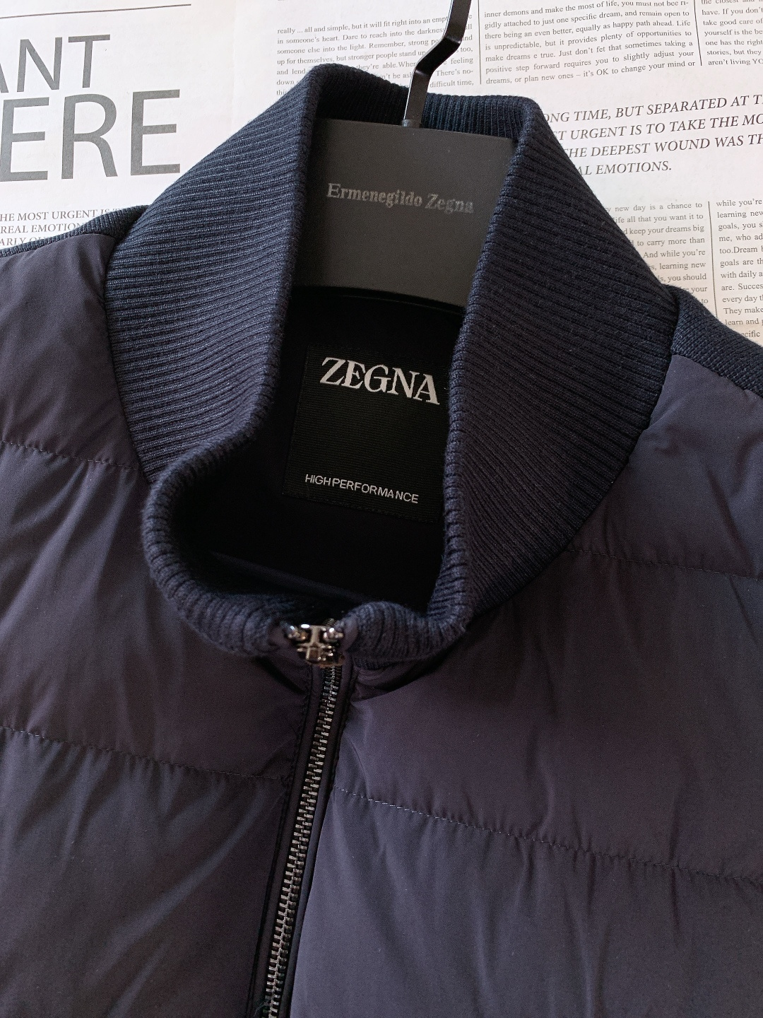 Ermenegildo Zegna 杰尼亚 2025FW秋冬新品休闲羽绒马甲，秋冬叠穿的“隐形王者”。•