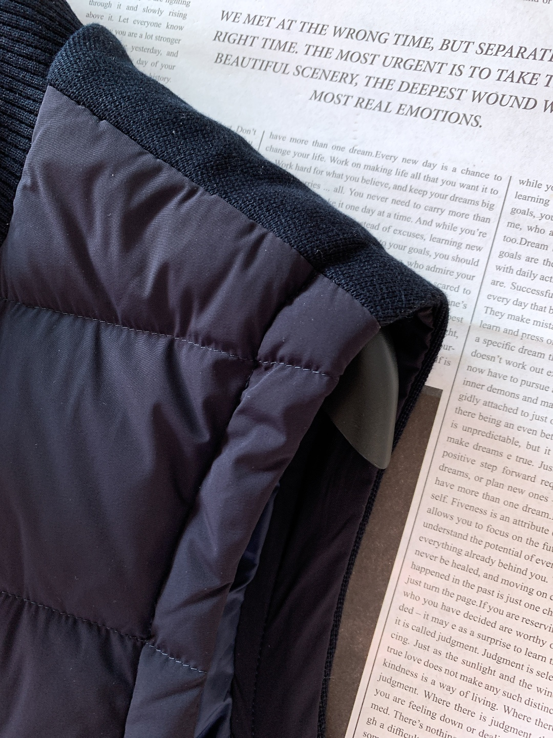 Ermenegildo Zegna 杰尼亚 2025FW秋冬新品休闲羽绒马甲，秋冬叠穿的“隐形王者”。•