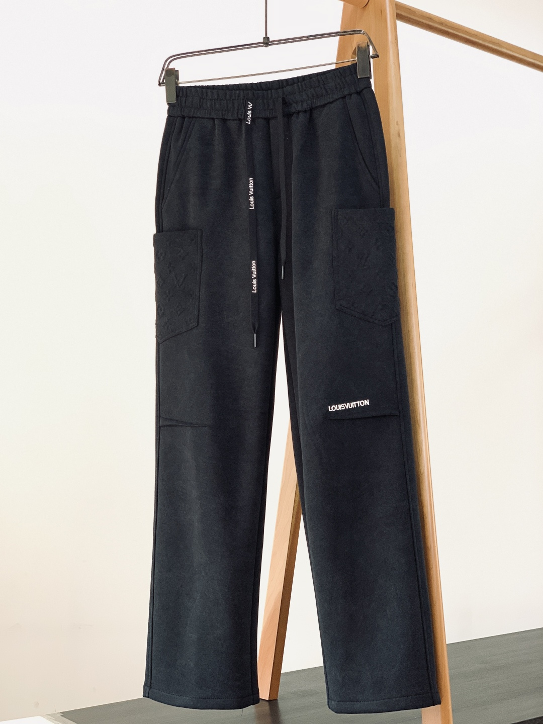 _dgz9sZVw-Zyfa50EdtEH6Qvg1SsTK2qhgFFkHng