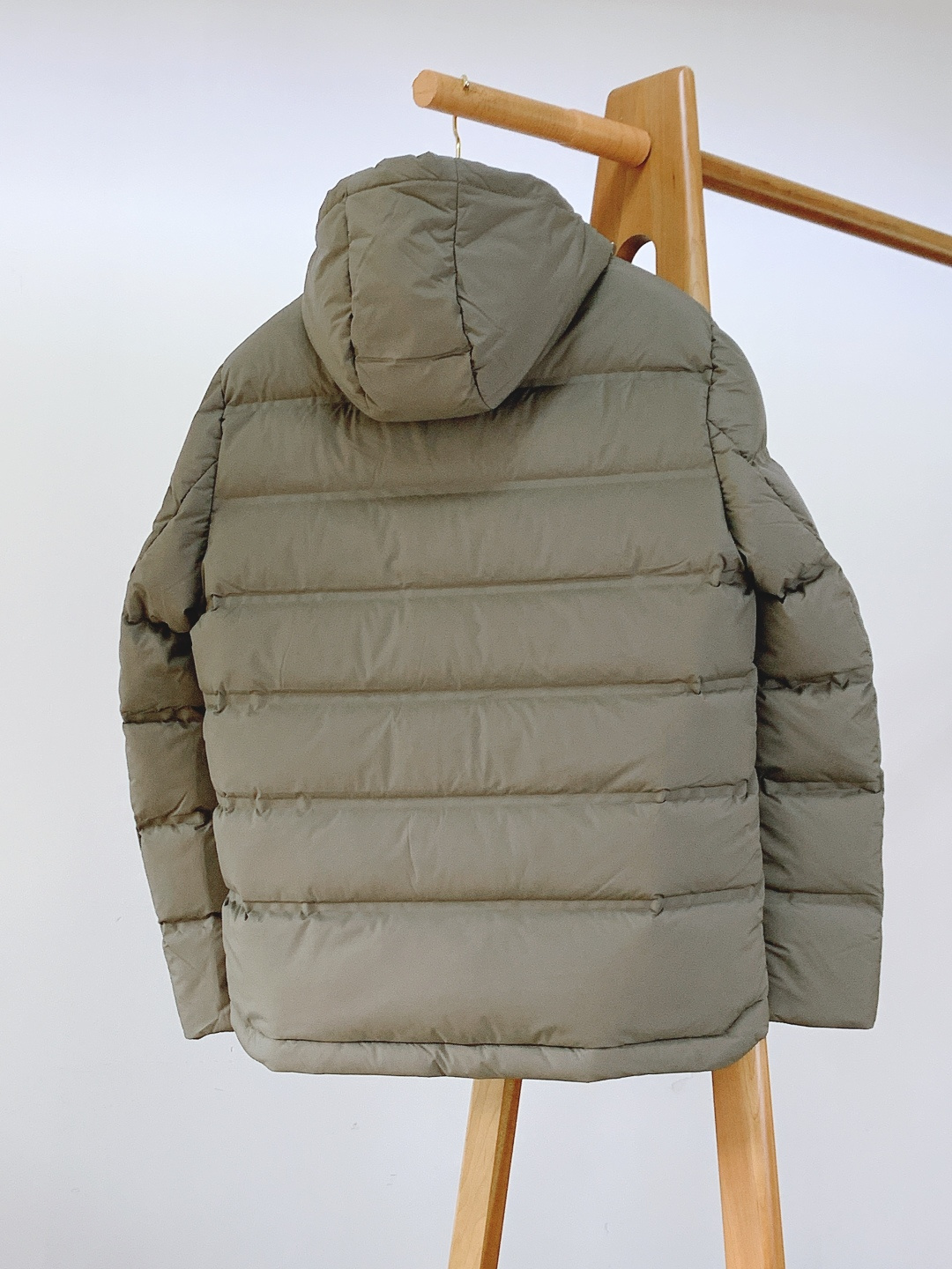 Brunello Cucinelli 布鲁奈罗.库奇内利 2025FW秋冬新品休闲连帽羽绒服。甄选高密度