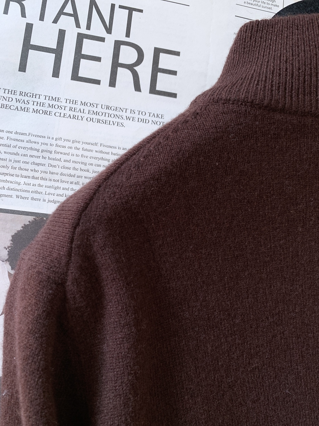 Kiton 奇顿 2025FW秋冬新品 半拉链针织·意式精工的温柔张力当纯正肌理织进意大利工坊，半拉链立