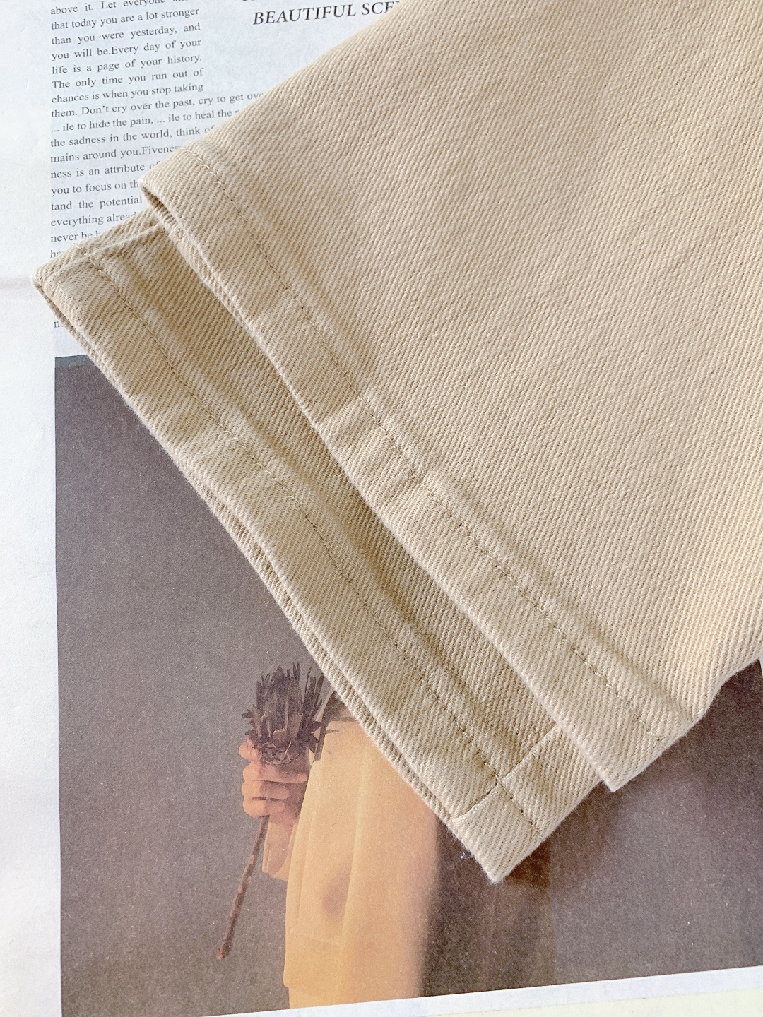 Gucci 古驰 2025FW秋冬新品高级时装感，重工洗水牛仔裤。面料很特殊，超细精仿棉纱混纺，超柔舒适