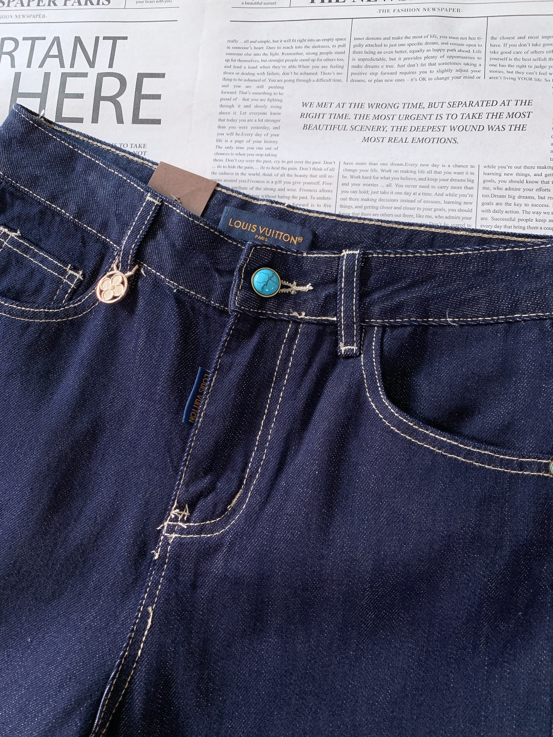 LouisVuitton 路易威登 驴家王炸款牛仔裤👖独爱这一条，弹力直筒牛仔裤…… 重工洗水工艺…..
