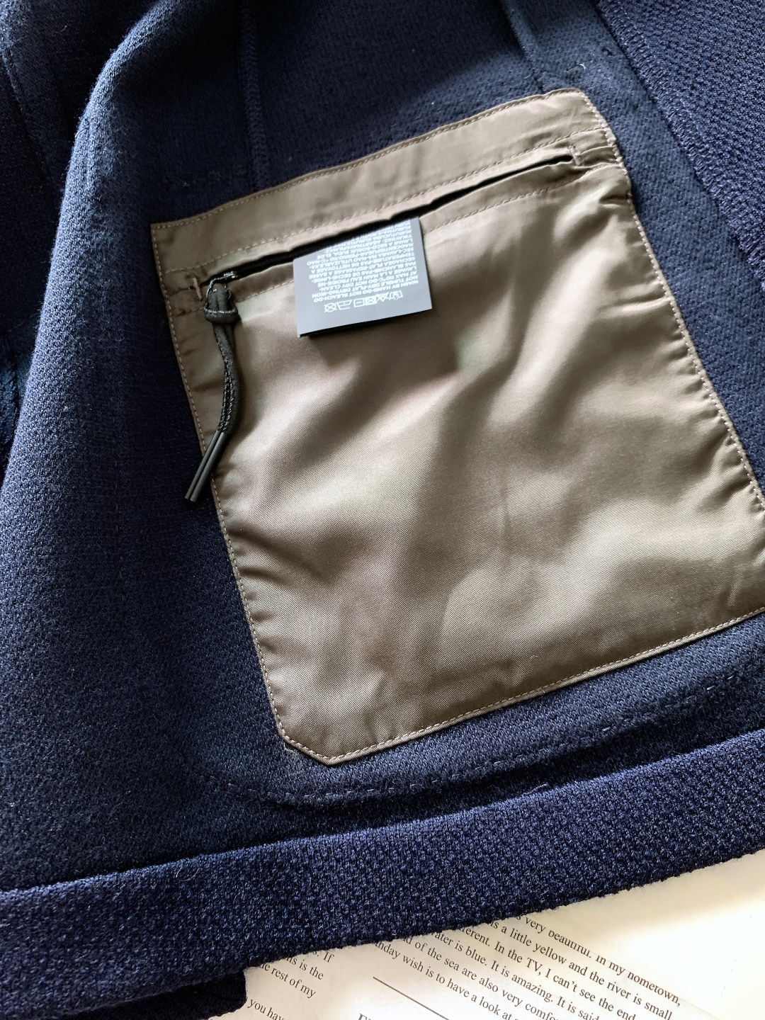 Ermenegildo Zegna 杰尼亚 2025FW秋冬新品 羊毛西装外套面料成份 :57羊毛、31