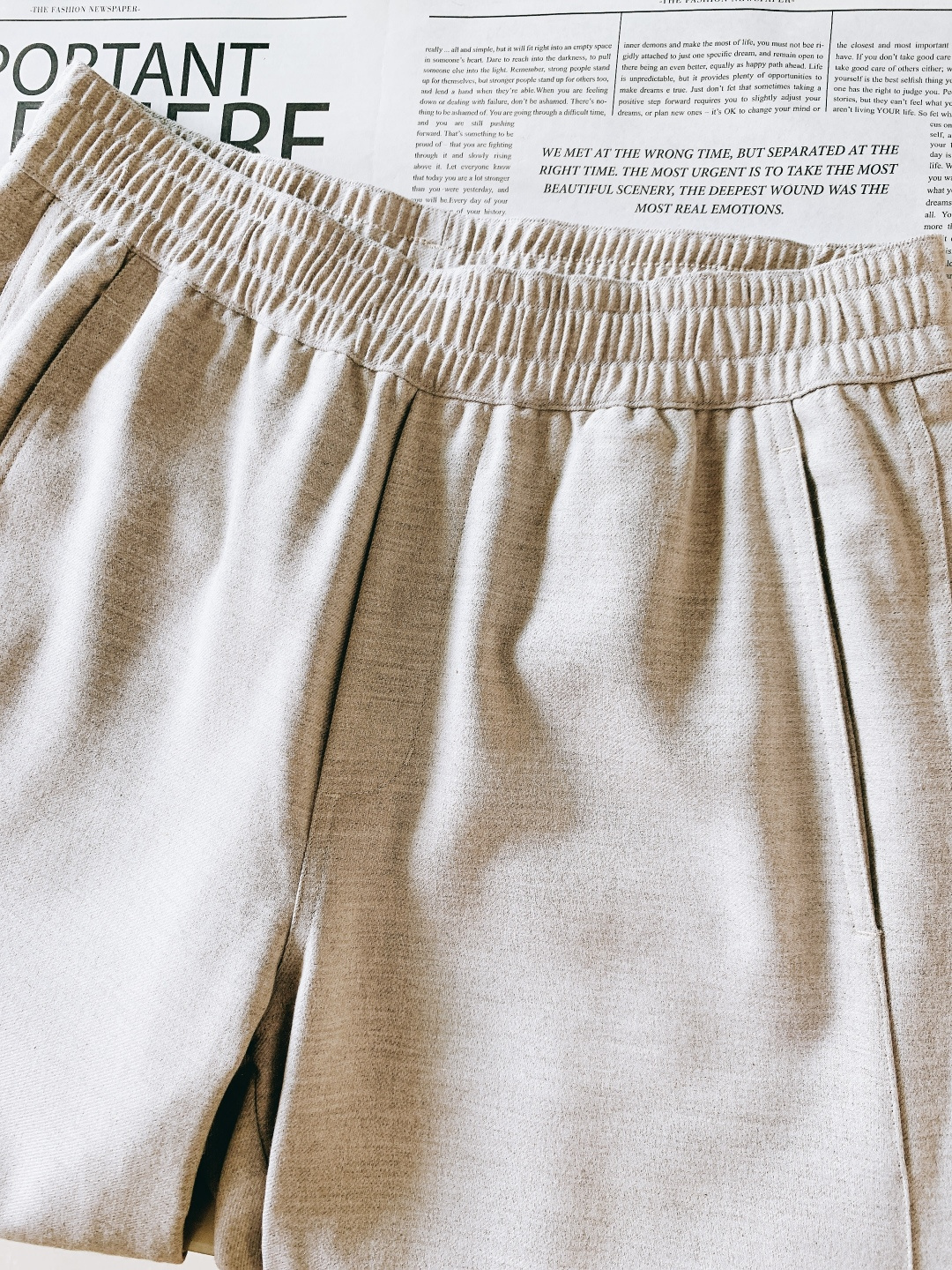 Ermenegildo Zegna 杰尼亚 2025FW秋冬新品 澳洲美丽奴羊毛宽松藏青色休闲裤材质 ，