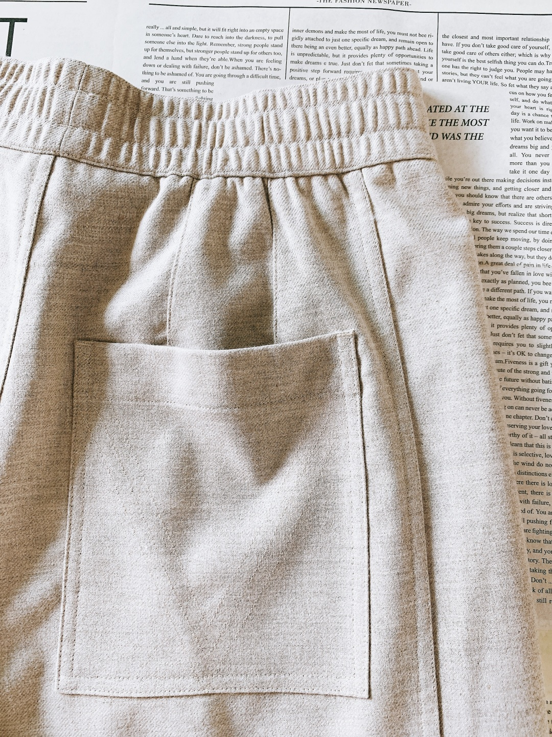 Ermenegildo Zegna 杰尼亚 2025FW秋冬新品 澳洲美丽奴羊毛宽松藏青色休闲裤材质 ，