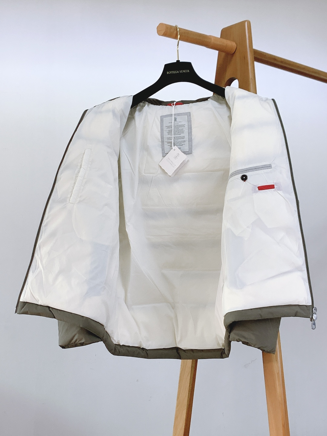 Brunello Cucinelli 布鲁奈罗.库奇内利 2025FW秋冬新品休闲连帽羽绒服。甄选高密度
