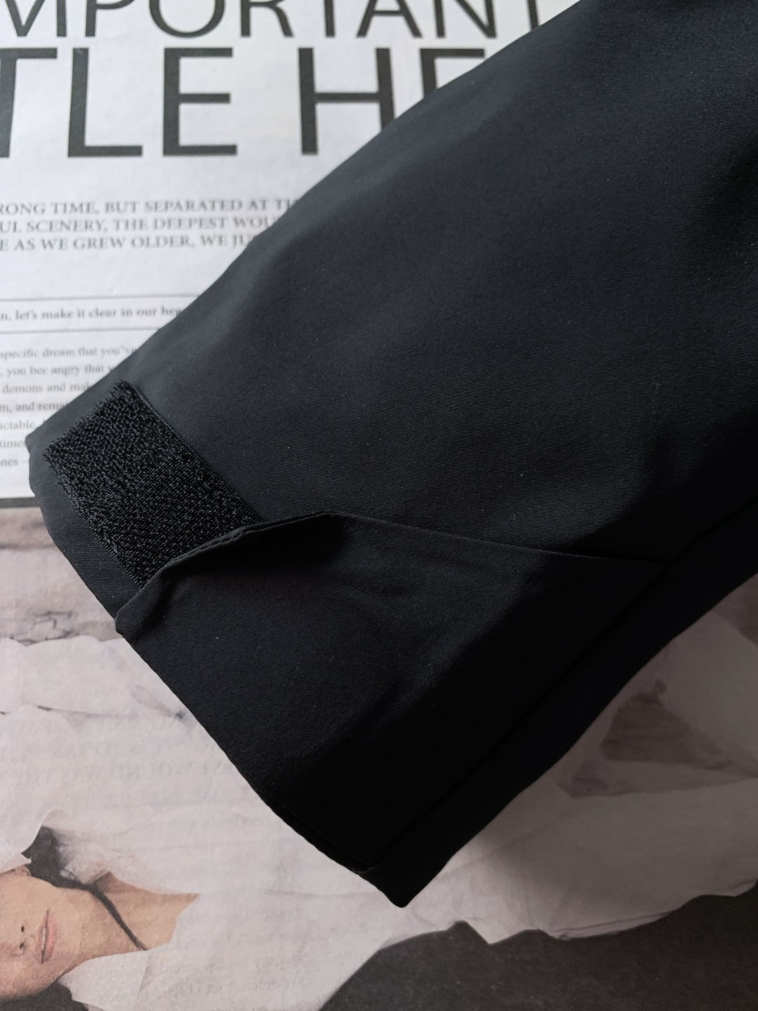 Ermenegildo Zegna 杰尼亚 2025FW秋冬新品 休闲连帽羽绒服。甄选高密尼龙外层，抗风