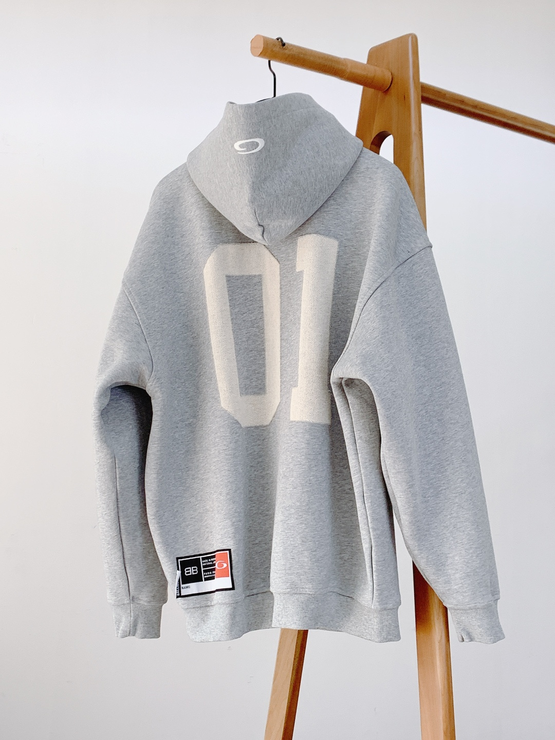 𝐁𝐚𝐥𝐞𝐧𝐜𝐢𝐚𝐠𝐚 巴黎世家 2025FW秋冬新品经典烧花连帽卫衣。甄选380g新疆优质全棉双纱毛圈面