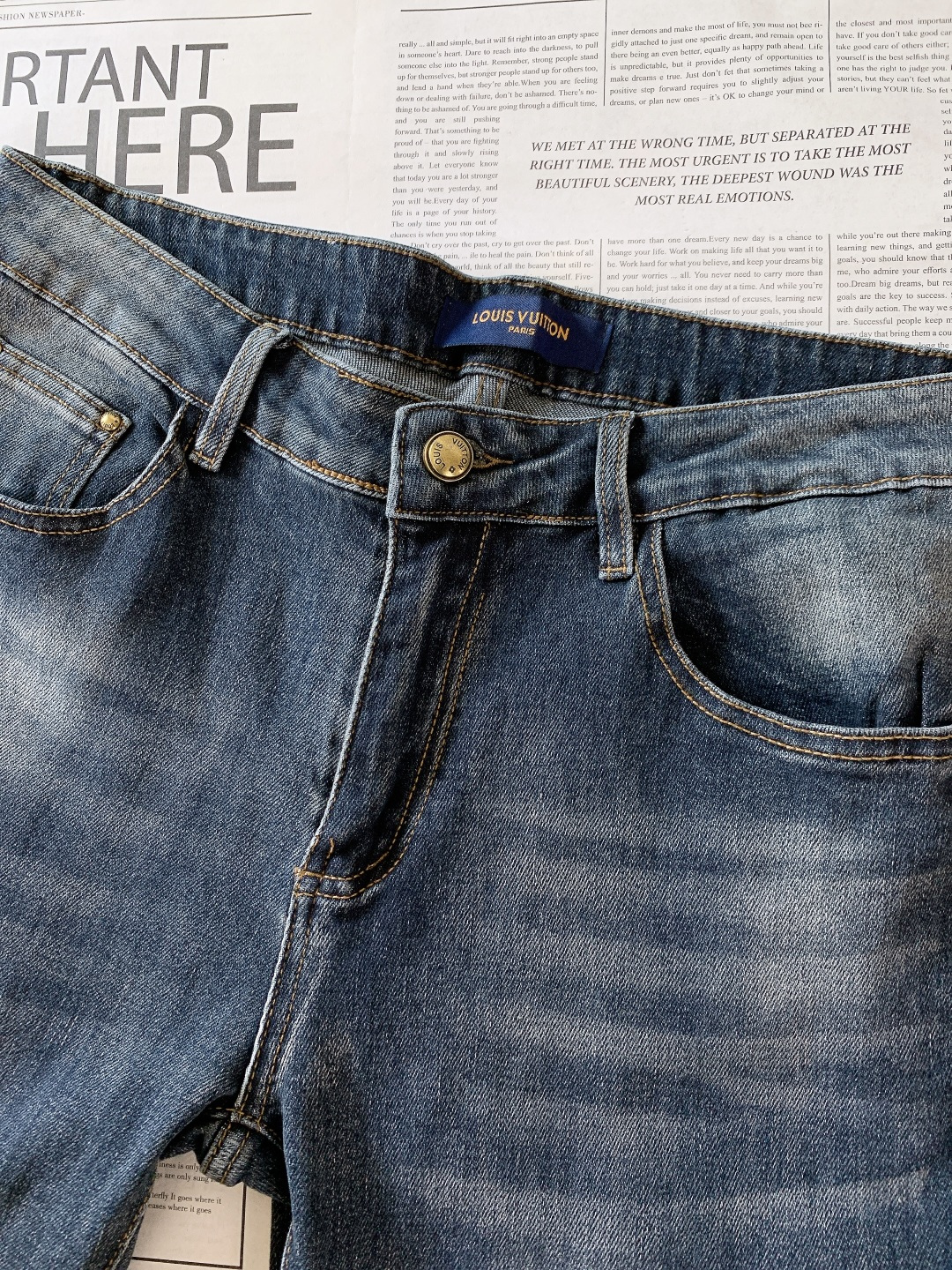 LouisVuitton 路易威登 驴家王炸款牛仔裤👖独爱这一条，弹力直筒牛仔裤…… 重工洗水工艺…..