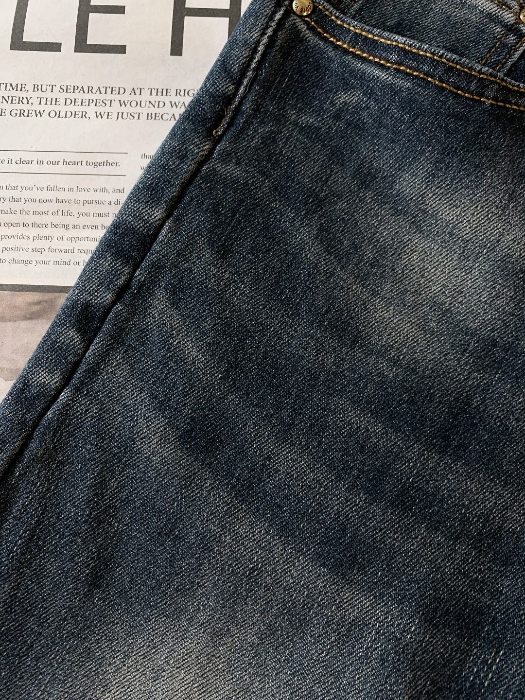 LouisVuitton 路易威登 驴家王炸款牛仔裤👖独爱这一条，弹力直筒牛仔裤…… 重工洗水工艺…..