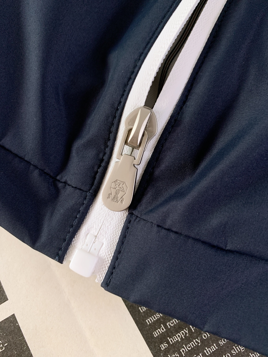 Brunello Cucinelli 布鲁奈罗.库奇内利 2025FW秋冬新品BC男士连帽羽绒服，低调奢