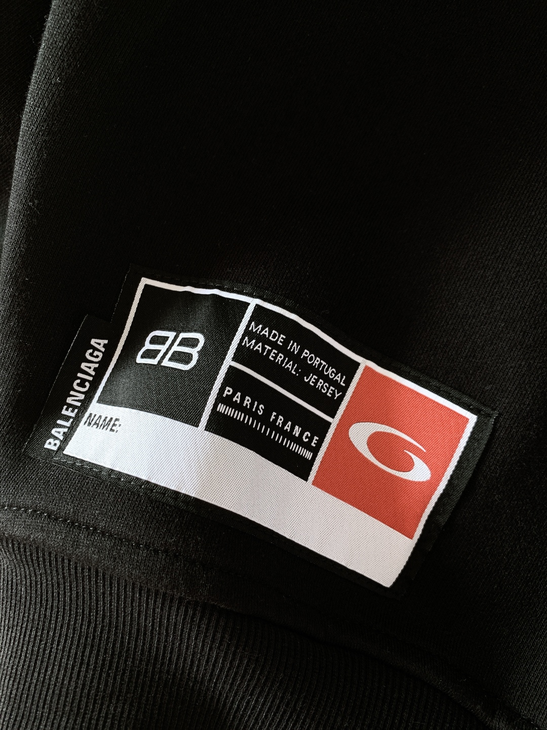 𝐁𝐚𝐥𝐞𝐧𝐜𝐢𝐚𝐠𝐚 巴黎世家 2025FW秋冬新品经典烧花连帽卫衣。甄选380g新疆优质全棉双纱毛圈面