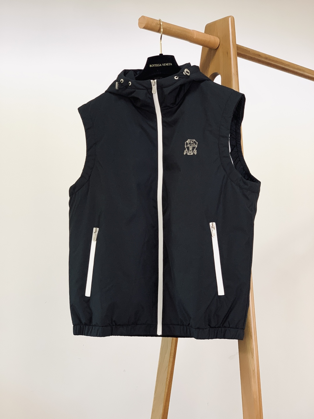 Brunello Cucinelli 布鲁奈罗.库奇内利 2025FW秋冬新品BC男士连帽马甲背心，低调