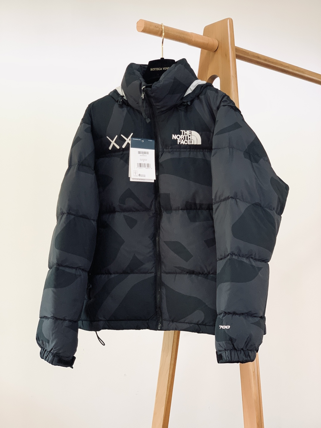 The North Face®北面 ✖️Kaws联名𝟏𝟗𝟗𝟔美版羽绒服 正品打版 全网唯一正确版本全套订