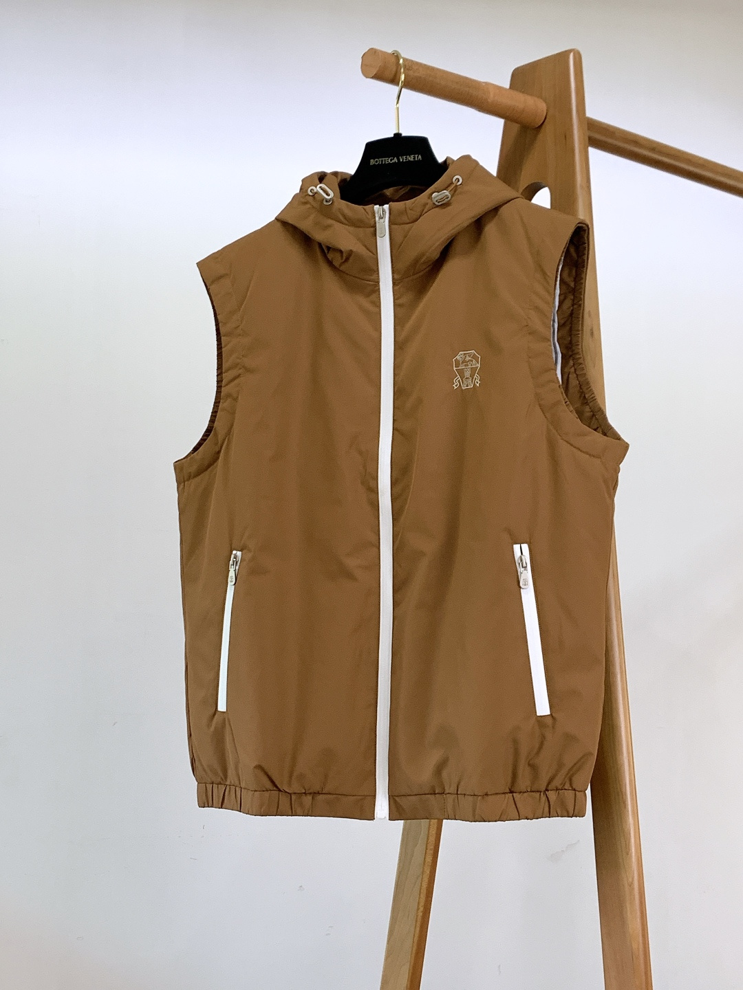 Brunello Cucinelli 布鲁奈罗.库奇内利 2025FW秋冬新品BC男士连帽马甲背心，低调