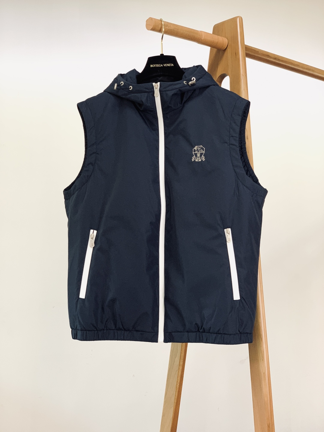 Brunello Cucinelli 布鲁奈罗.库奇内利 2025FW秋冬新品BC男士连帽马甲背心，低调