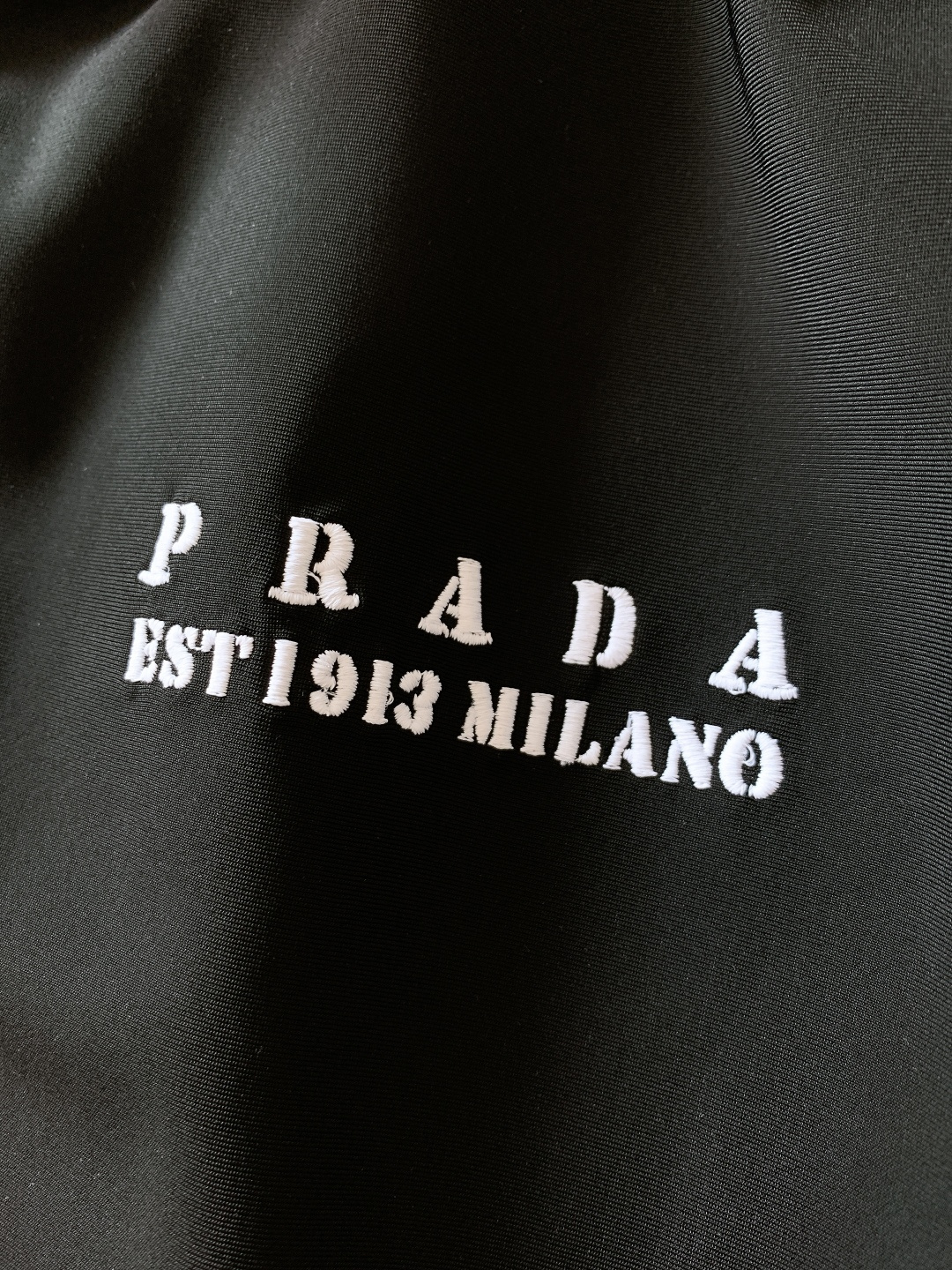 Prada 普拉达 2025FW秋冬新品 休闲织带印花套装，进口定制面料打造，舒适透气，质地超赞，客供五