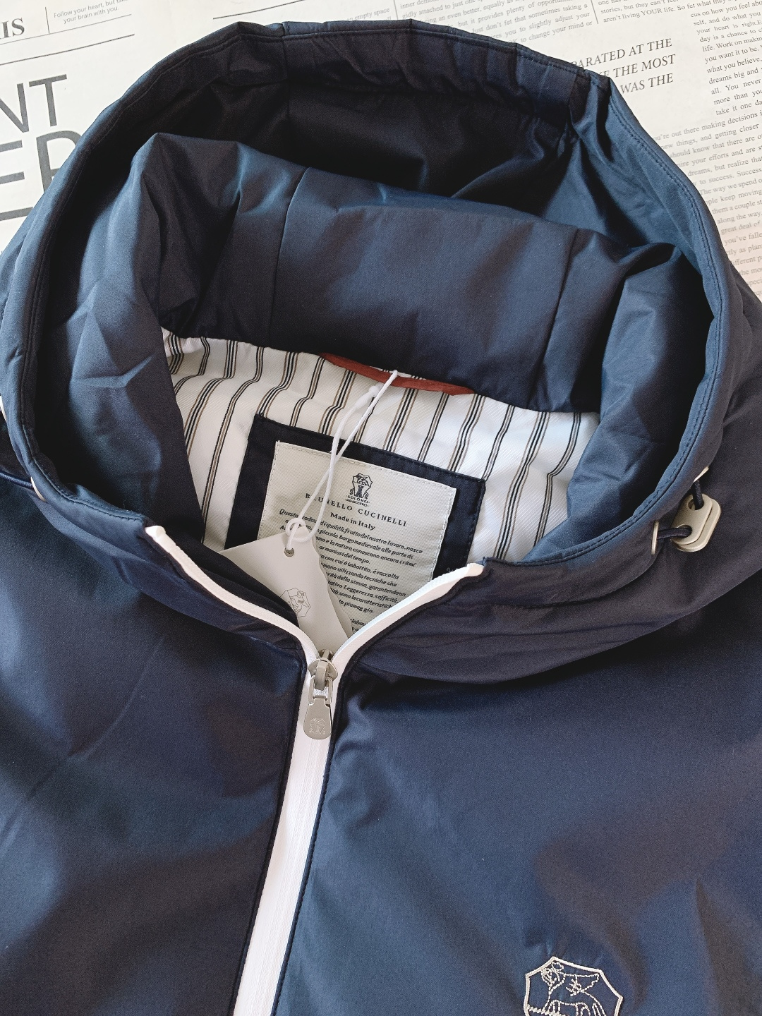 Brunello Cucinelli 布鲁奈罗.库奇内利 2025FW秋冬新品BC男士连帽马甲背心，低调