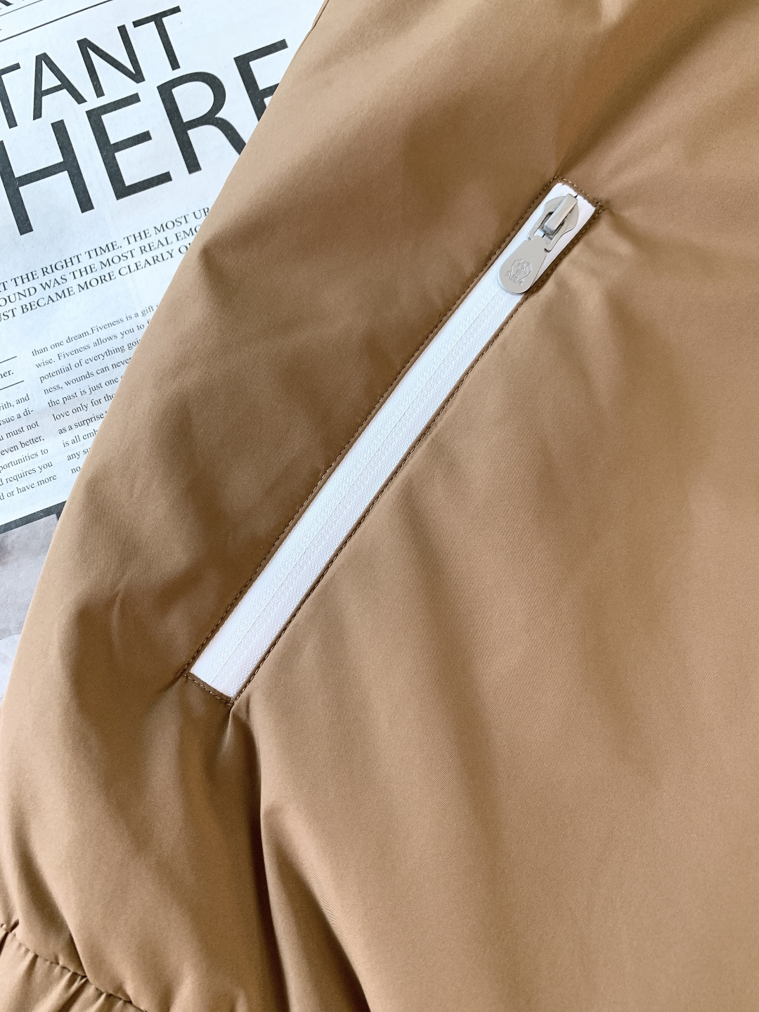 Brunello Cucinelli 布鲁奈罗.库奇内利 2025FW秋冬新品BC男士连帽马甲背心，低调