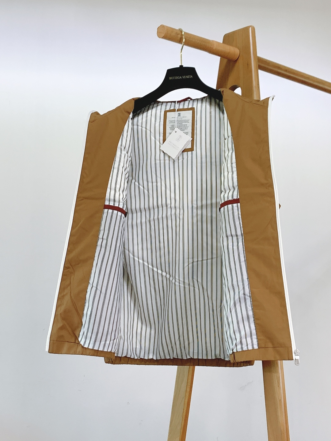 Brunello Cucinelli 布鲁奈罗.库奇内利 2025FW秋冬新品BC男士连帽马甲背心，低调