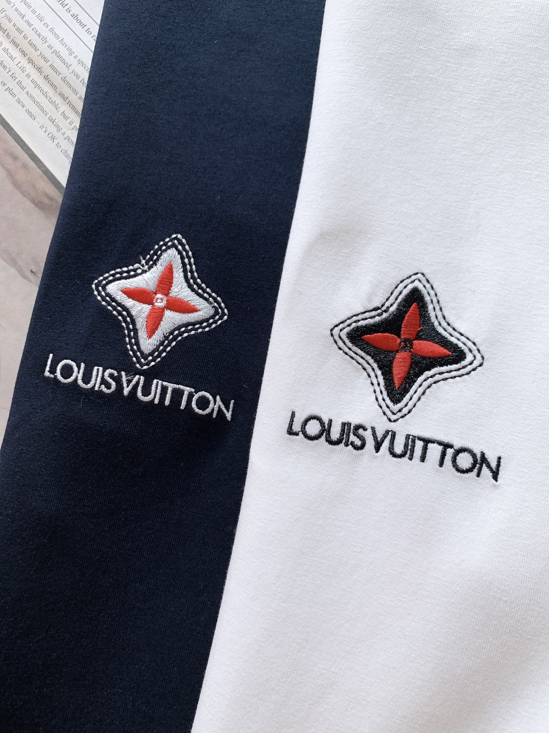 LouisVuitton 路易威登 2025FW秋冬新品 休闲长袖打底衫，将经典Monogram元素以刺