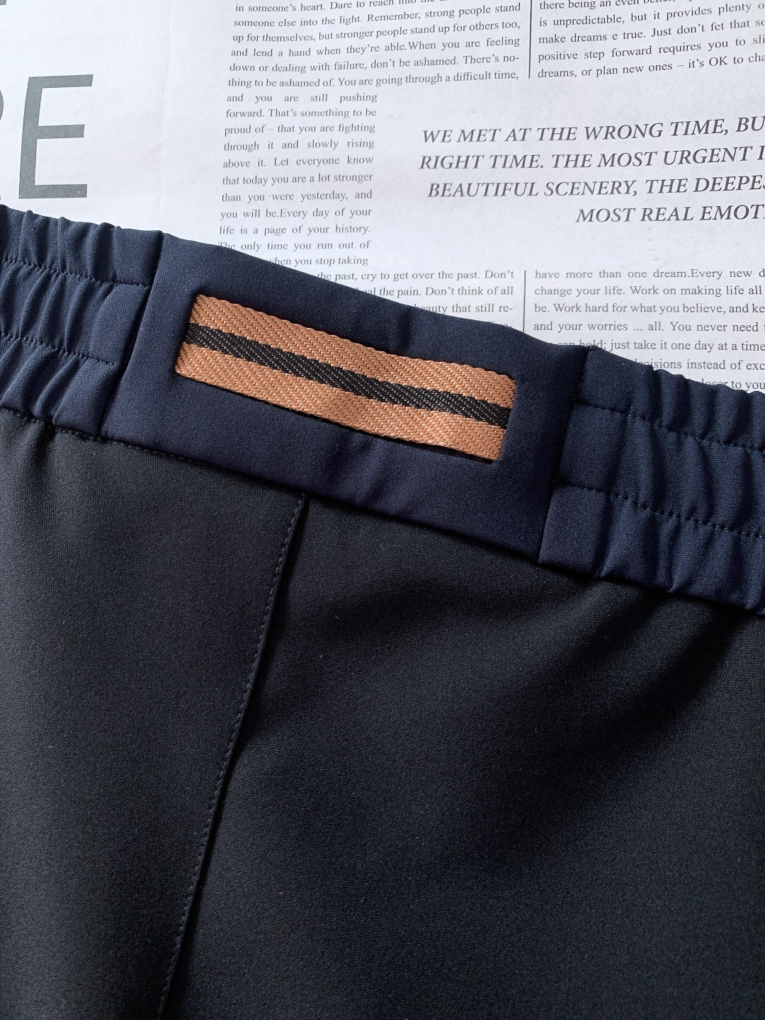 /套 Ermenegildo Zegna 杰尼亚 FW秋冬新品  精英男士的秋冬宝藏——ZZ拼接套装来了！高弹科技面料兼