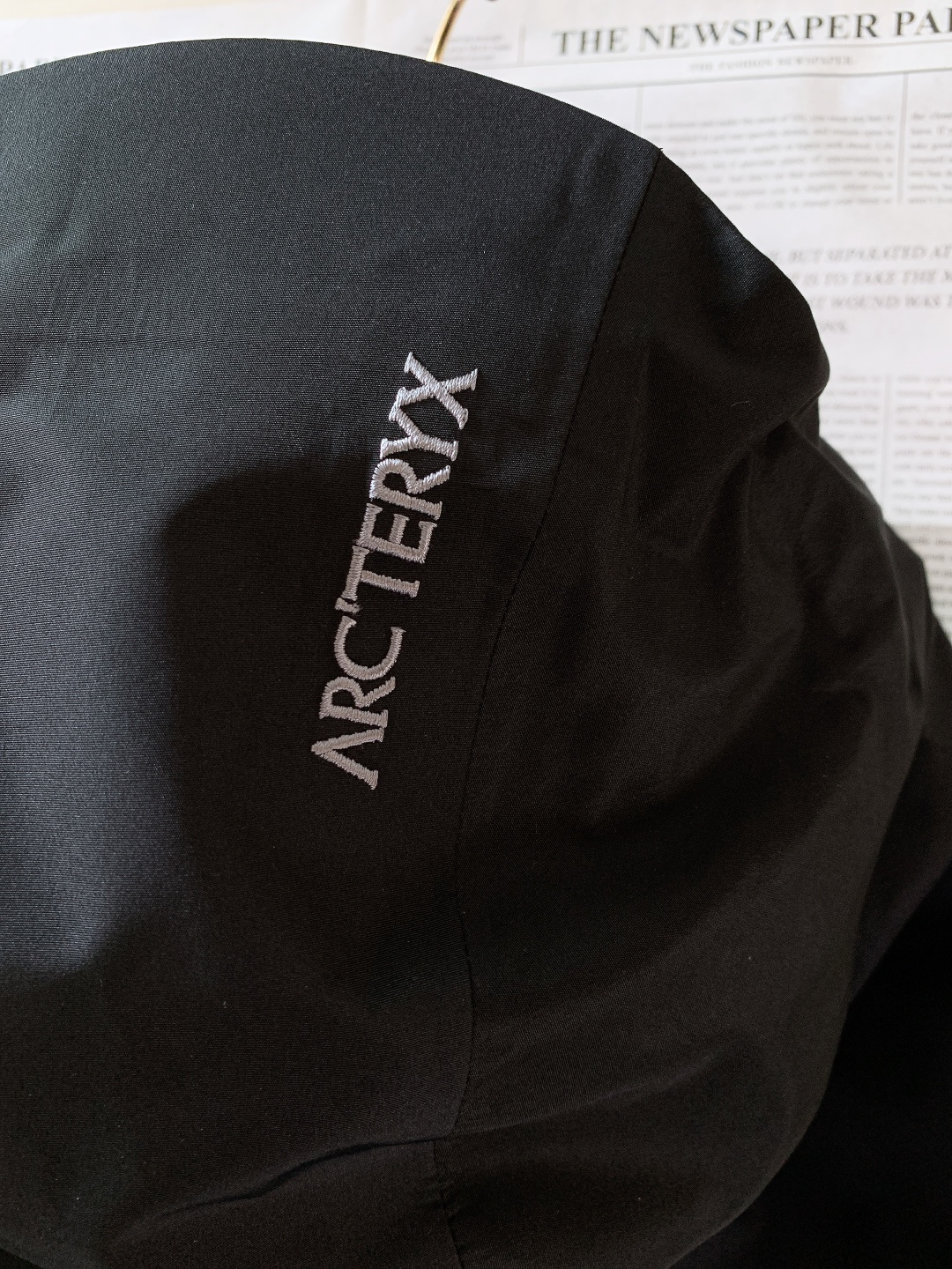 ARCTERYX 始祖鸟 高端户外羽绒防水透气三层压胶，羽绒内胆三合一两件套冲锋衣保暖防风防雨透气登山服